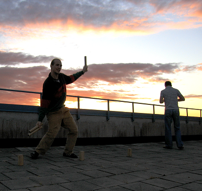 Kubb on the roof of one of the Flogsta buildings